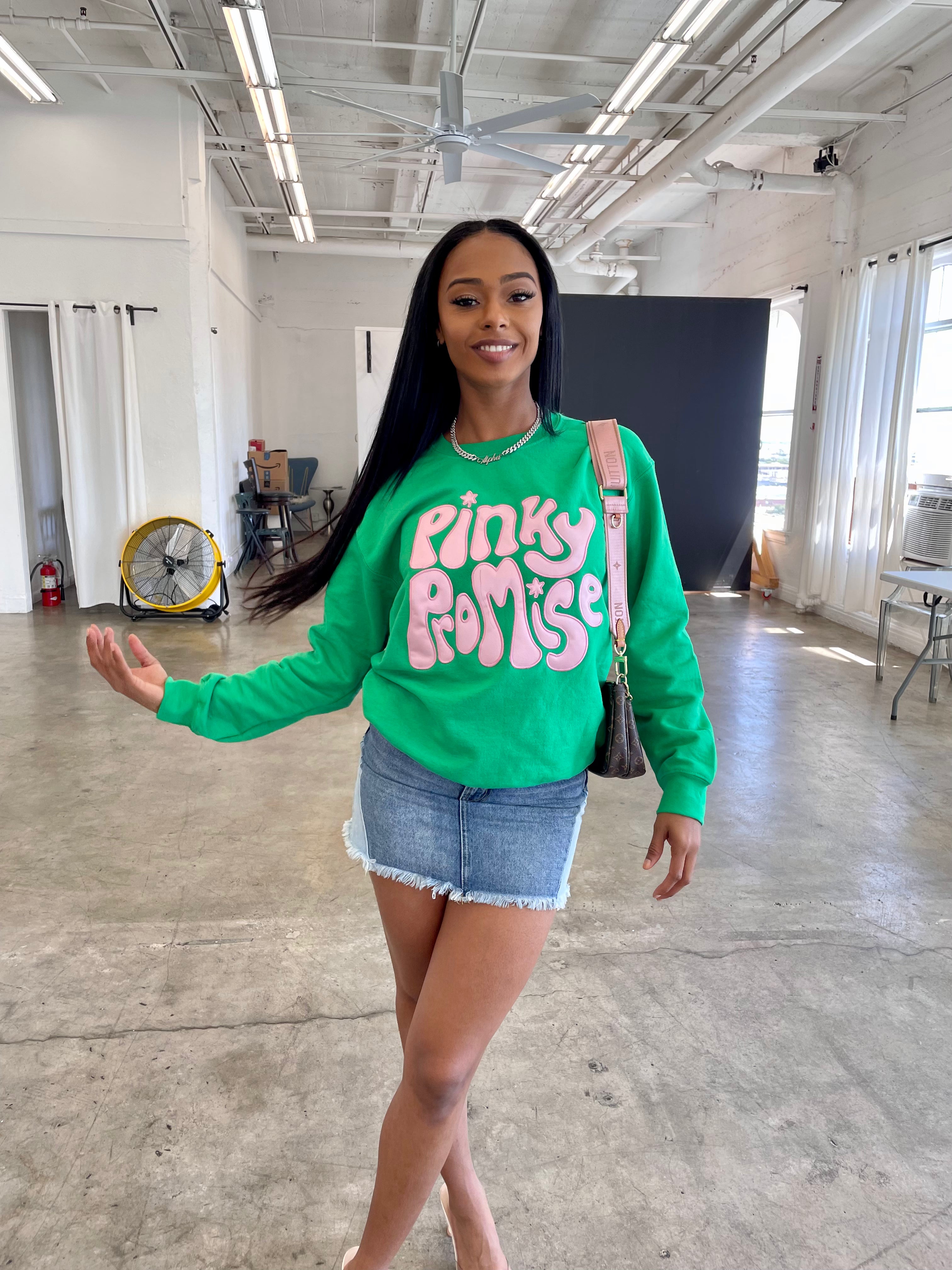 Pinky Promise Sweatshirt in Green (Ships on 4/24)