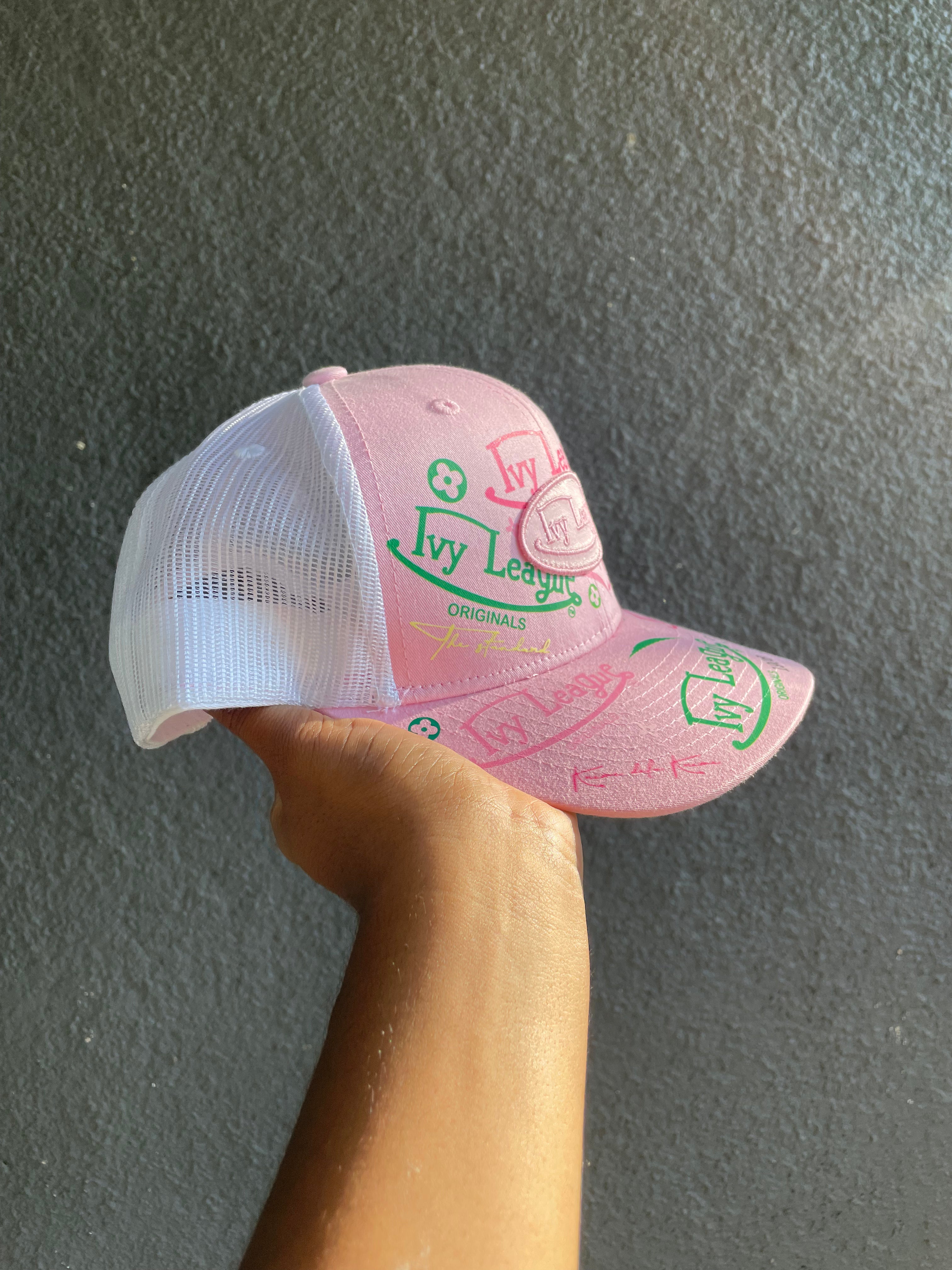 Ivy League Hat in White/Pink