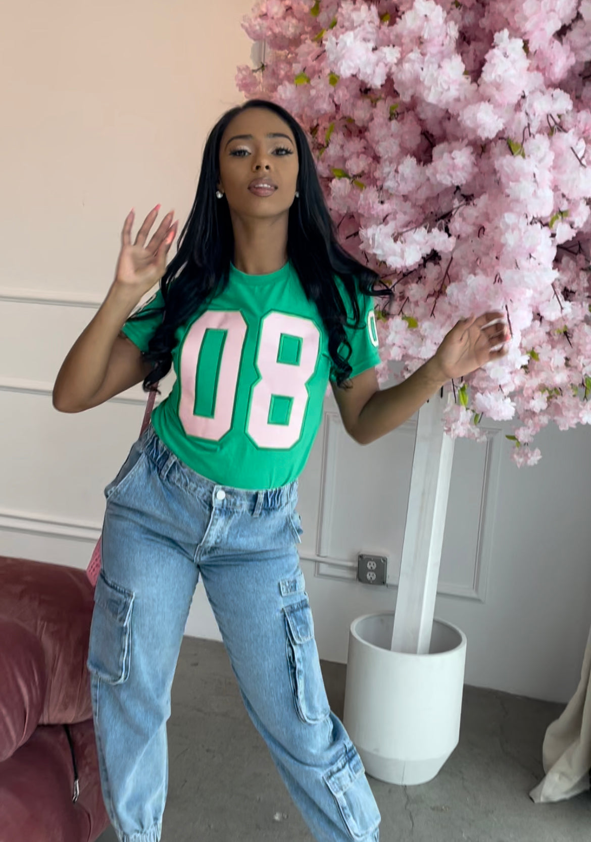 08 Tee in Kelly Green