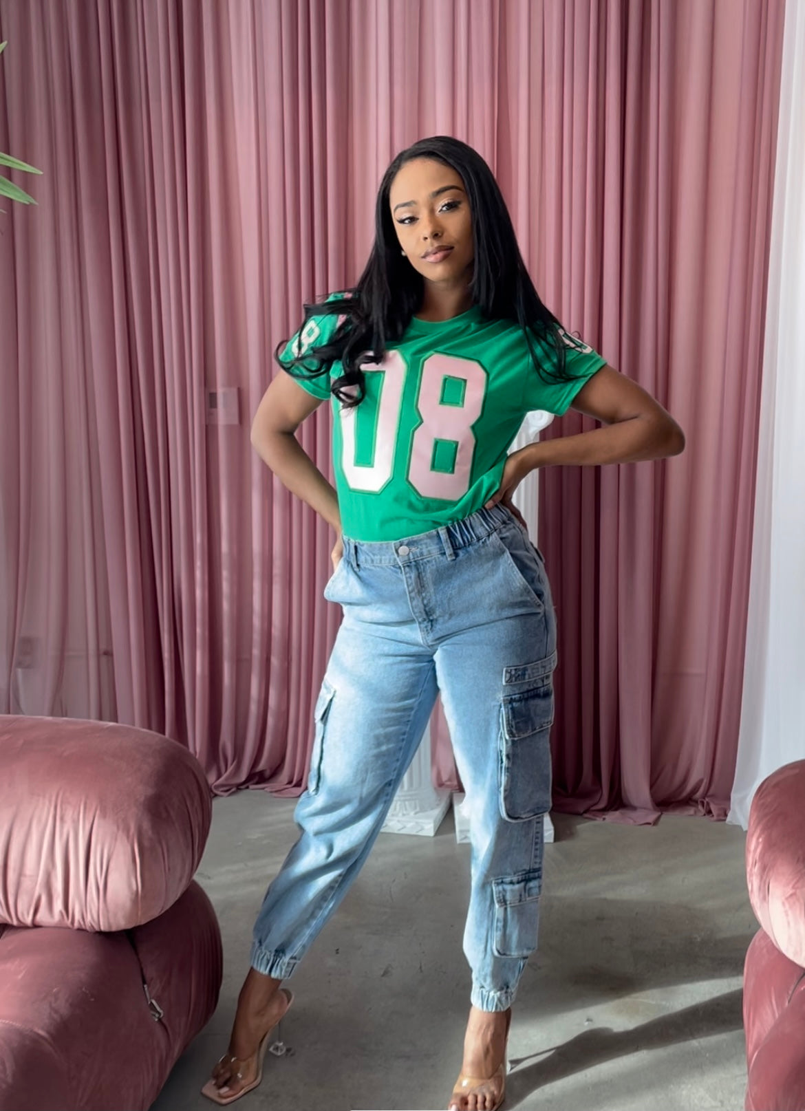 08 Tee in Kelly Green